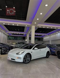 تسلا موديل 3